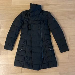 Tahari Winter Puffer Coat in Black